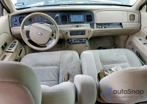 2007 Ford Crown Victoria Police Interceptor z USA, uszkodzony, nr VIN 2FAFP71W97X132032